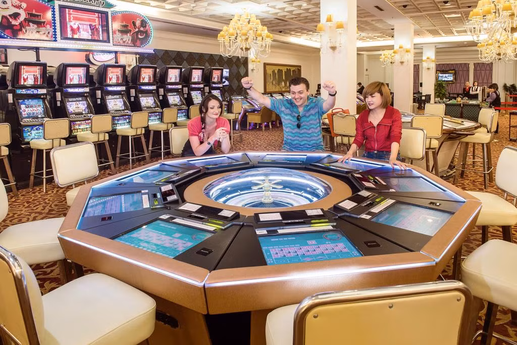 Kết quả kinh doanh của casino Hạ Long giảm dần từng năm. Ảnh: Royal Villas Halong.