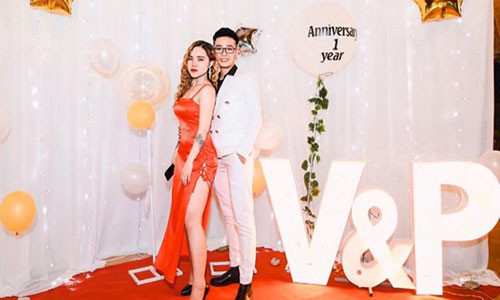 Vỹ và người yêu.