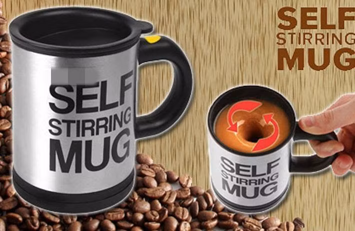 Cốc tự khuấy không cần thìa sẽ giúp bạn gái nhanh chóng có một cốc nước ngon lành, không mất thời gian pha chế. Ảnh: FB Ngoc Anh.