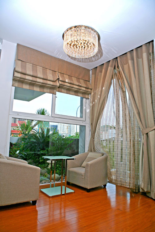 Biệt thự thiết kế mở, có tới 6 nơi để tiếp khách. Ảnh: Người đưa tin.