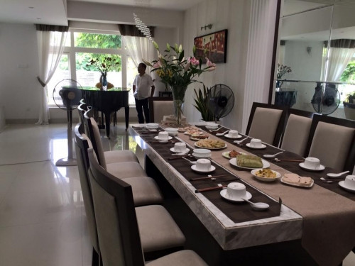 Nhà bếp rộng rãi, thoáng mát. Ảnh: Người đưa tin.