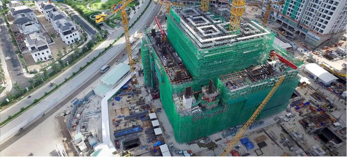 Dự án tòa nhà Landmark 81 là công trình phức hợp có tổng diện tích sàn xây dựng lên đến 115.000m2 và 90.000m2 diện tích hầm. Ảnh: Rever.