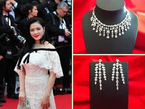 Xuất hiện trên thảm đỏ Cannes 2013, Lý Nhã Kỳ khoe bộ trang sức Chandelier có giá khoảng 13 tỷ đồng. Ảnh: Bestie.