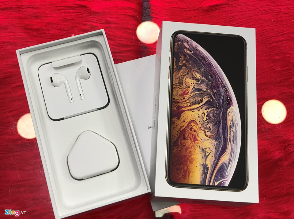 Hộp iPhone XS Max được làm giống như các phiên bản tiền nhiệm.