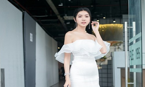 A hau Thuy Van lan dau tiet lo ve quang thoi gian u toi nhat trong doi