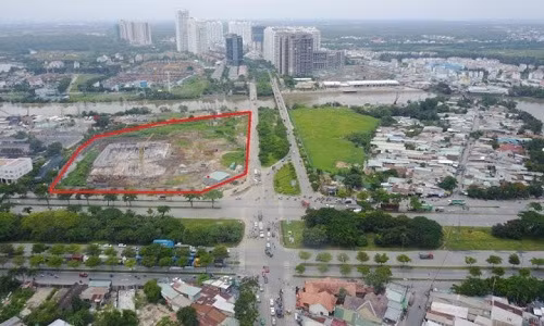 Khu IV thuộc dự án Khu dân cư ven sông được Công ty Tân Thuận bán lại cho Quốc Cường Gia Lai