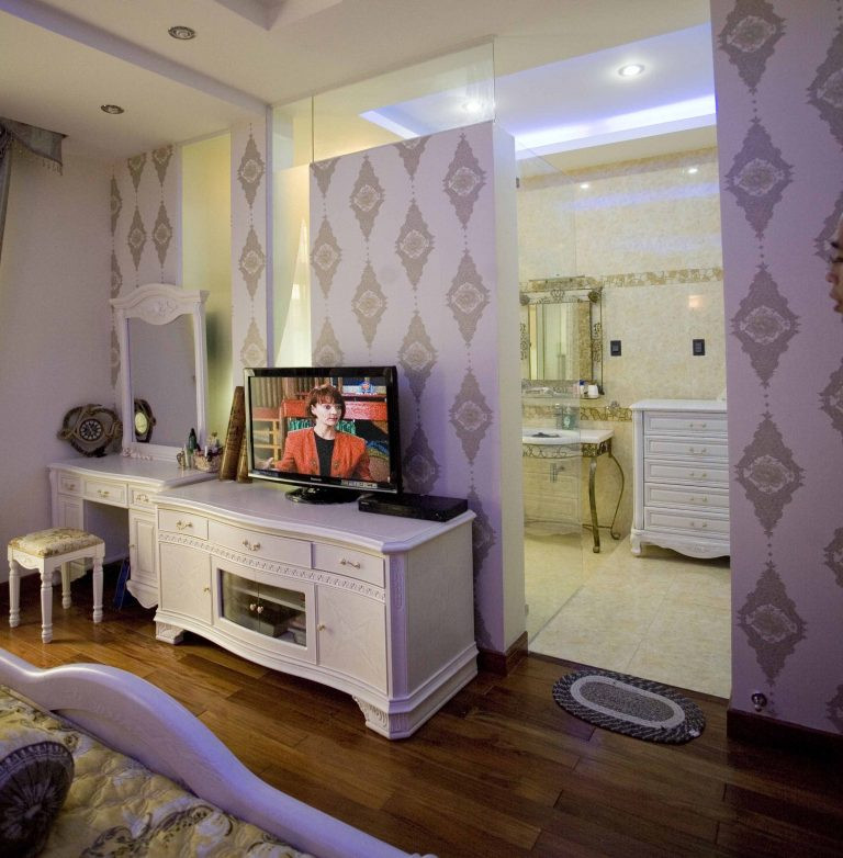 Nội thất mang đậm phong cách cổ điển.