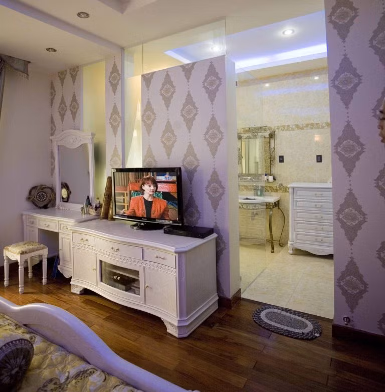 Nội thất mang đậm phong cách cổ điển.