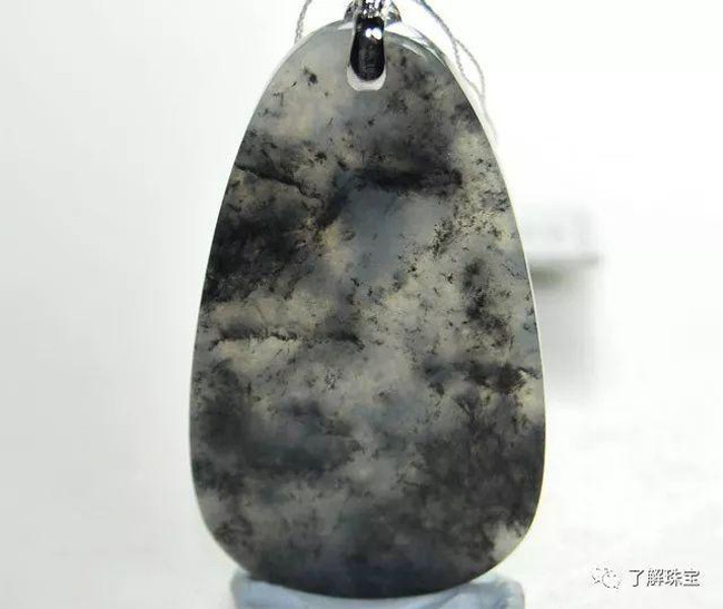 Hãy cùng chiêm ngưỡng những loại ngọc bích đen được xem là quý giá bậc nhất có giá trị lên tới hàng chục tỉ đồng được giới thượng lưu săn lùng.