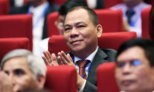 Tỷ phú Phạm Nhật Vượng ghi nhận thêm 2.800 tỷ đồng tài sản trên sàn chứng khoán hôm nay nhờ đà tăng của cổ phiếu VIC. Ảnh minh họa: Tiến Tuấn.