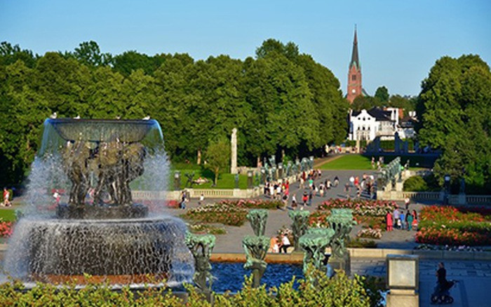 Từng đứng đầu bảng xếp hạng thành phố đắt đỏ nhất hành tinh, Oslo (Na Uy) có mức lương trung bình 3.664 USD.