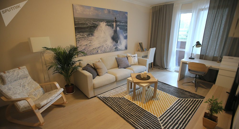 Không chỉ khách sạn, các hộ dân ở Moscow cũng tranh thủ kiếm tiền bằng cách cho thuê phòng với giá dao động từ 600 - 300.000 rúp (khoảng 220.000 đến 111 triệu đồng). Ảnh: Sputnik.