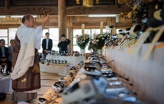 Ngôi đền này tưởng niệm hơn 800 robot AIBO.