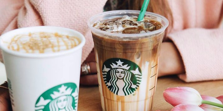 Phán quyết trên có thể khiến Starbucks mất hàng triệu USD tiền phạt nếu không tuân thủ dán nhãn cảnh báo trên sản phẩm. Ảnh: BI.