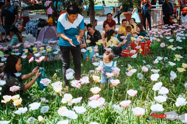 Năm nay, Thảo Cầm Viên Sài Gòn đón hơn nghìn lượt khách đến tham quan mỗi ngày.