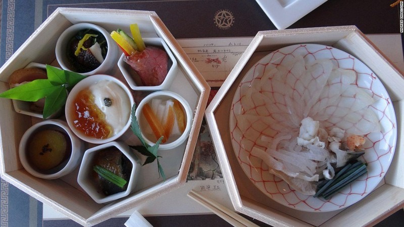 Tất cả được chế biến bởi đầu bếp nổi tiếng, tay nghề cao.