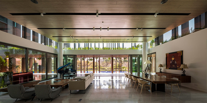 Gam màu trung tính nhẹ nhàng bao trùm khắp không gian.