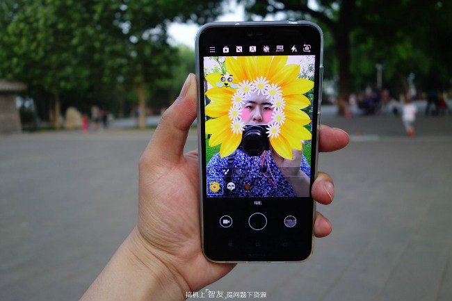 Các hiệu ứng tạo ảnh rất thú vị.