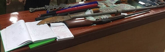 Tang vật vụ án. Ảnh: C.A.