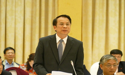 Thứ trưởng Phạm Mạnh Hùng cho biết trường hợp khiếu nại chức danh giáo sư của Bộ trưởng Nguyễn Thị Kim Tiến sẽ được giải quyết theo pháp luật khiếu nại, tố cáo - Ảnh: Lê Kiên