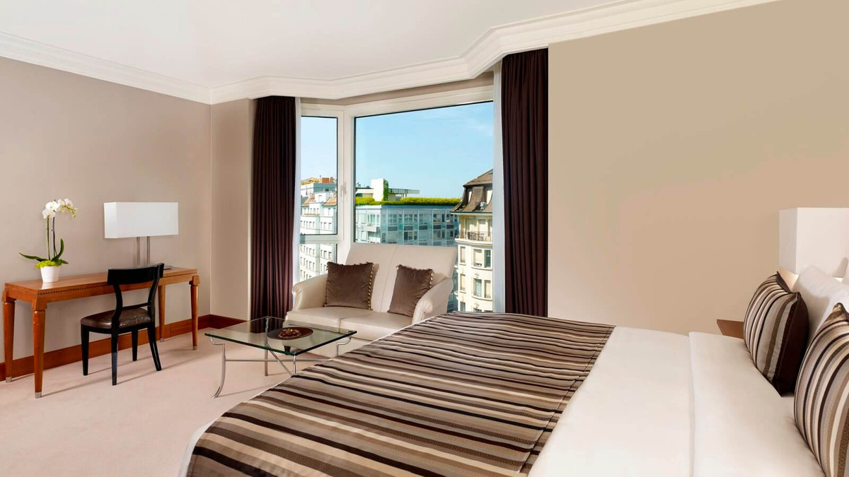 Căn hộ gồm 12 phòng ngủ sang trọng.