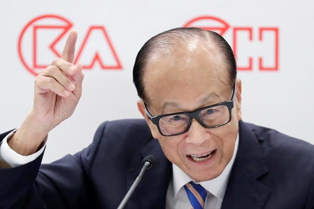 Năm 1972, công ty của Lý Gia Thành chính thức lên sàn chứng khoán Hong Kong, mở rộng quy mô ra hơn 50 quốc gia với khoảng 300.000 nhân viên. Ảnh: The Record.