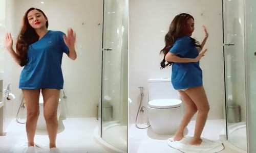 Cô nàng hot girl uốn éo khá táo bạo