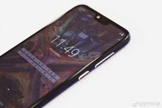 Nokia X sẽ đến với màn hình có kích thước 5,8 inch có tỷ lệ khung hình 19: 9 và độ phân giải Full HD + là 2280 x 1080 pixel. Có nhiều thông tin cho thấy Nokia X sẽ được trang bị bộ vi xử lý Snapdragon 636 tám nhân tốc độ 1,8 GHz 636, nhưng trước đây lại có thông tin tuyên bố rằng chiếc điện thoại này cũng có thể có cả phiên bản sử dụng chipset MediaTek Helio P60.