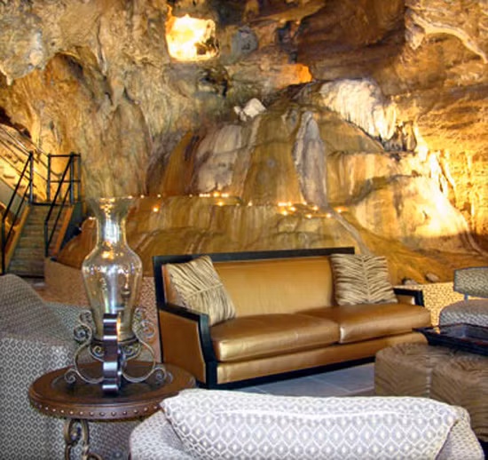 Khách sạn Beckham Creek phải mất 4 năm để hoàn thành.