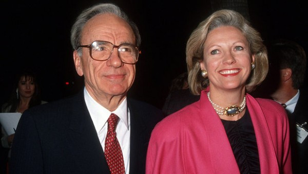 Năm 1999, tỷ phú Mỹ Rupert Murdoch - Ông trùm của ngành truyền thông Mỹ phải trả 1,7 tỷ USD để chia tay với người vợ thứ hai. Một khoản tiền được xem là đắt nhất lịch sử lúc bấy giờ. Ảnh: ViralTide.