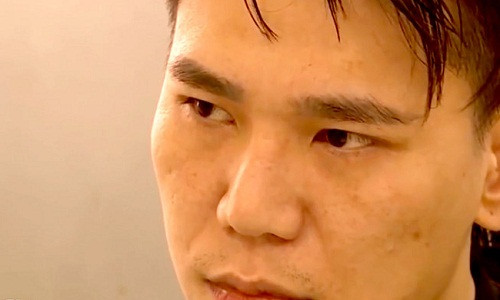 Sau khi bị bắt giữ, ca sĩ Châu Việt Cường phải nằm viện điều trị nhiễm trùng cổ và nội tạng nghi do nuốt quá nhiều tỏi. Ảnh: Mai Hương.