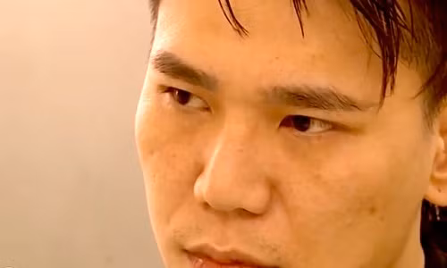 Sau khi bị bắt giữ, ca sĩ Châu Việt Cường phải nằm viện điều trị nhiễm trùng cổ và nội tạng nghi do nuốt quá nhiều tỏi. Ảnh: Mai Hương.