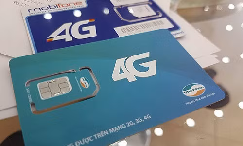 Người dùng cho rằng liệu hoàn thành trách nhiệm bổ sung thông tin, nhà mạng có đảm bảo không còn tin nhắn rác? Ảnh: Ngô Minh.