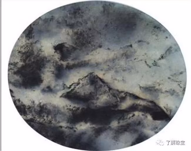 Cũng với những đường hoa văn như vậy, nhưng nếu nhạt hơn thì giá sẽ bớt đi.