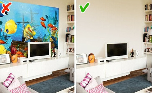 In, vẽ tranh nhiều họa tiết lên tường hiện không còn phù hợp vì chúng khiến không gian nhà kém sang. Thiết kế nội thất tối giản và tinh tế là xu hướng đang nở rộ.