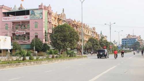 Từ lâu, Đồng Kỵ được mệnh danh là làng tỷ phú, có nhiều người sở hữu ô tô con bậc nhất tỉnh Bắc Ninh. Ảnh: Anninhthudo.