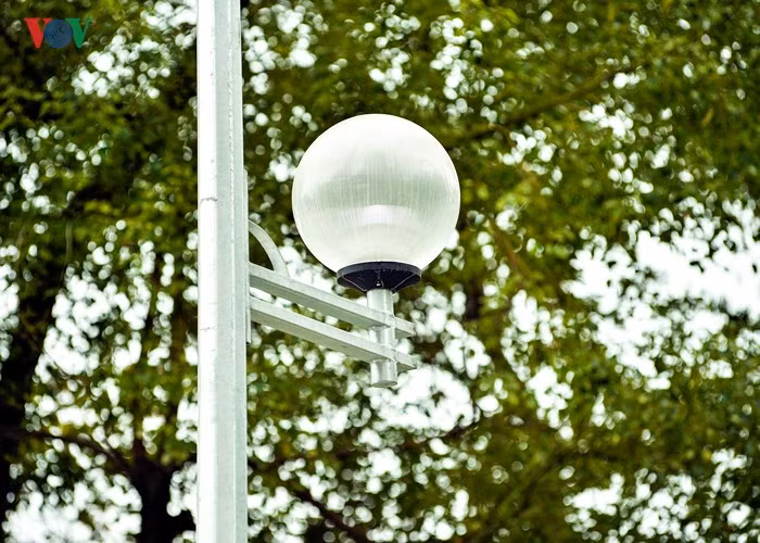 Hệ thống đèn chiếu sáng.