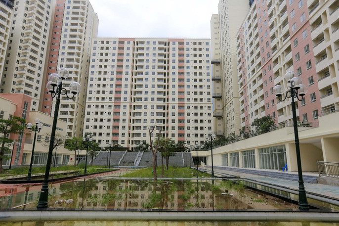 Hiện tại, sau nhiều năm xây dựng hàng loạt block cao tầng khu tái định cư Bình Khánh đã hoàn thiện.