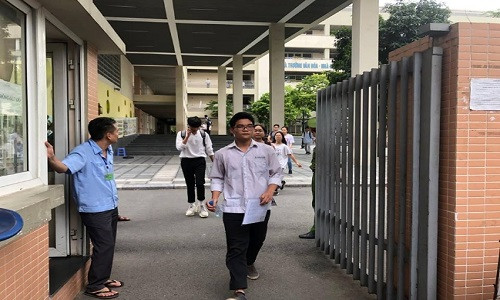 Năm nay phổ điểm tốt, các trường đại học sẽ không gặp khó khăn gì trong tuyển sinh