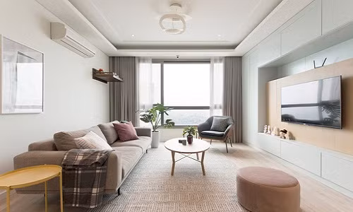 Căn hộ 120m2 với lối thiết kế tối giản và tinh tế này thuộc sở hữu một cặp vợ chồng trẻ tại quận Hà Đông (Hà Nội).