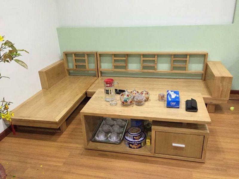 Bàn ghế gỗ kiểu Nhật cho gia đình ưa thích phong cách độc đáo. Ảnh: Angcovat.