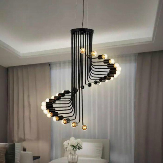 Đèn chùm thả thích hợp với phòng khách có diện tích nhỏ. Ảnh: Khám phá.