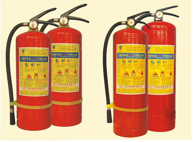 Nên đặt bình cứu hỏa ở nơi khô ráo, dễ nhìn thấy, tránh ánh nắng trực tiếp. Ảnh minh họa: Internet.