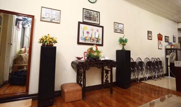 Nhà nhỏ nhưng có đầy đủ nội thất hiện đại cần thiết. Ảnh: Khám phá.