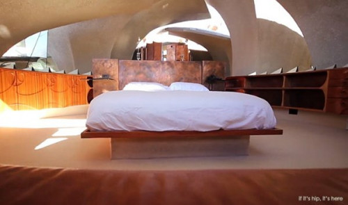 Biệt thự giữa sa mạc của Kendrick Bangs Kellogg được định giá 3 triệu USD trên thị trường Mỹ. Nguồn ảnh: Homedsgn.