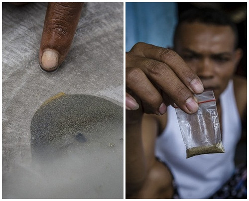 Những mảnh vàng bé li ti được gom lại. Ảnh: Getty Image.