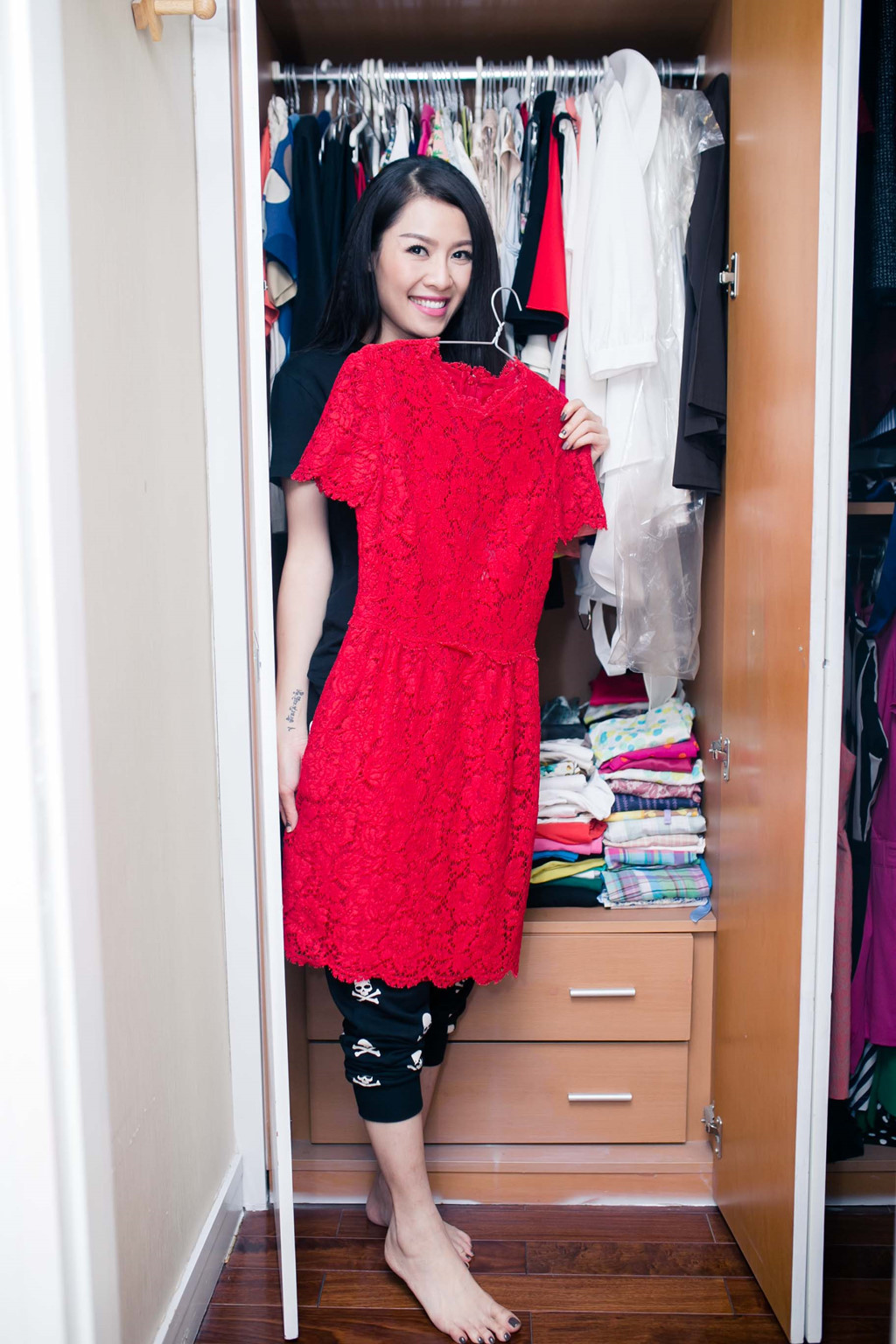 Trước đây, Quế Vân cũng từng khiến khán giả choáng ngợp với bộ sưu tập hàng hiệu đắt đỏ. Ảnh: Zing.