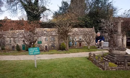 Can canh ngoi lang ty hon duoc rao ban gan 20 ty