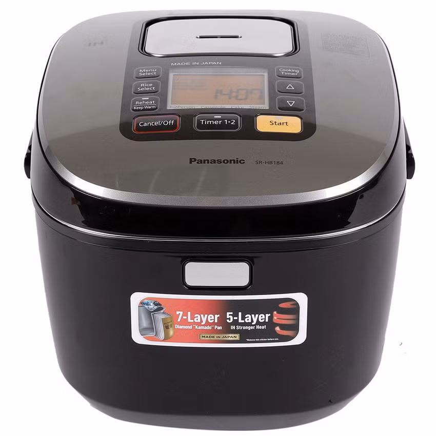 Nồi cơm điện lớn hơn 2,4 lít và công suất 500 W sẽ tiêu thụ 1 kWh sau hai giờ sử dụng.