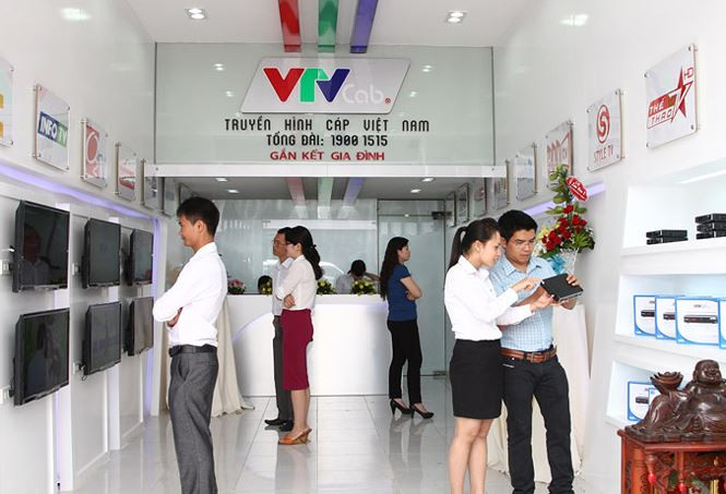 Điểm giao dịch Truyền hình cáp Việt Nam VTVcab tại 118 Nguyễn Khánh Toàn, Hà Nội. Ảnh: Hồng Vĩnh.